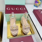 GG HIGH WEDGE SANDALS IN NUDE BEIGE FABRIC AND RAFFIA WITH GOLD HARDWARE